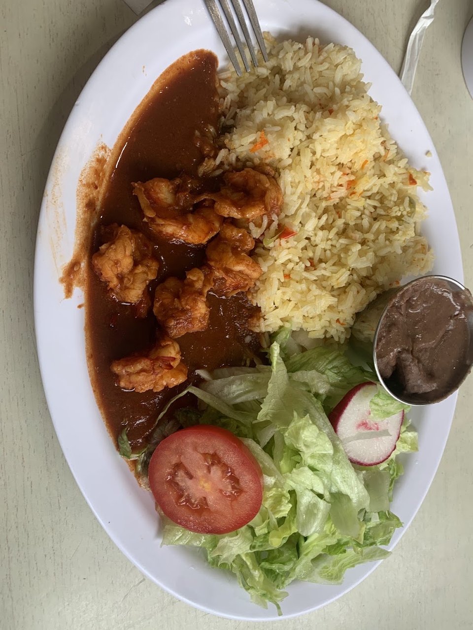 Seafood specials listed for lunch and dinner.